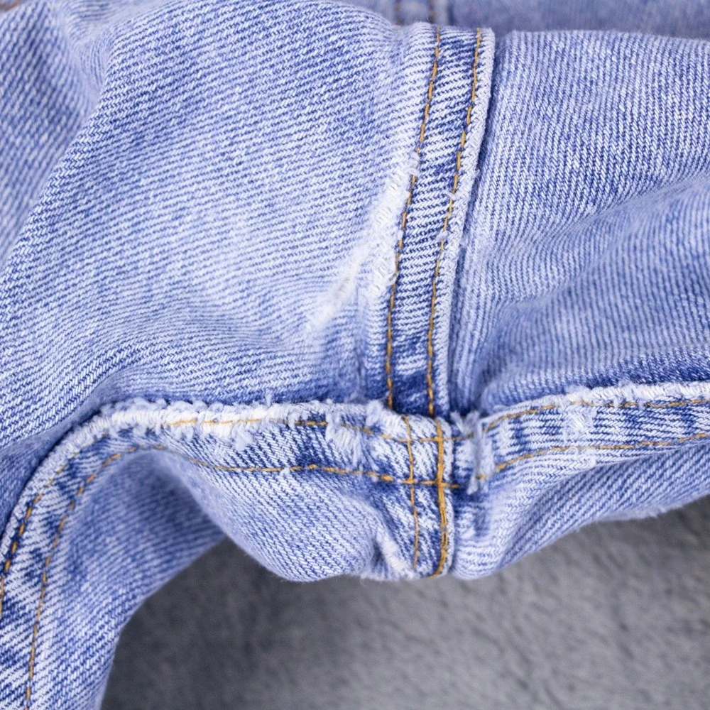 Vintage Levis 505 Regular Fit Straight Leg Jeans Light Wash 34x30 Blue Denim USA